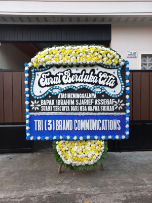 Papan Bunga Duka di Temon Wetan